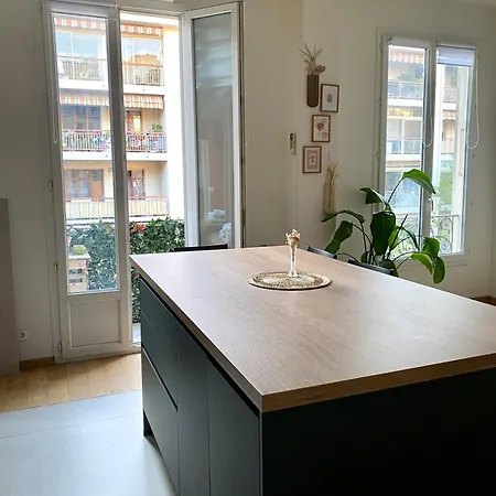 Διαμέρισμα 2 Pieces Avec Balcon Au Port De Νίκαια